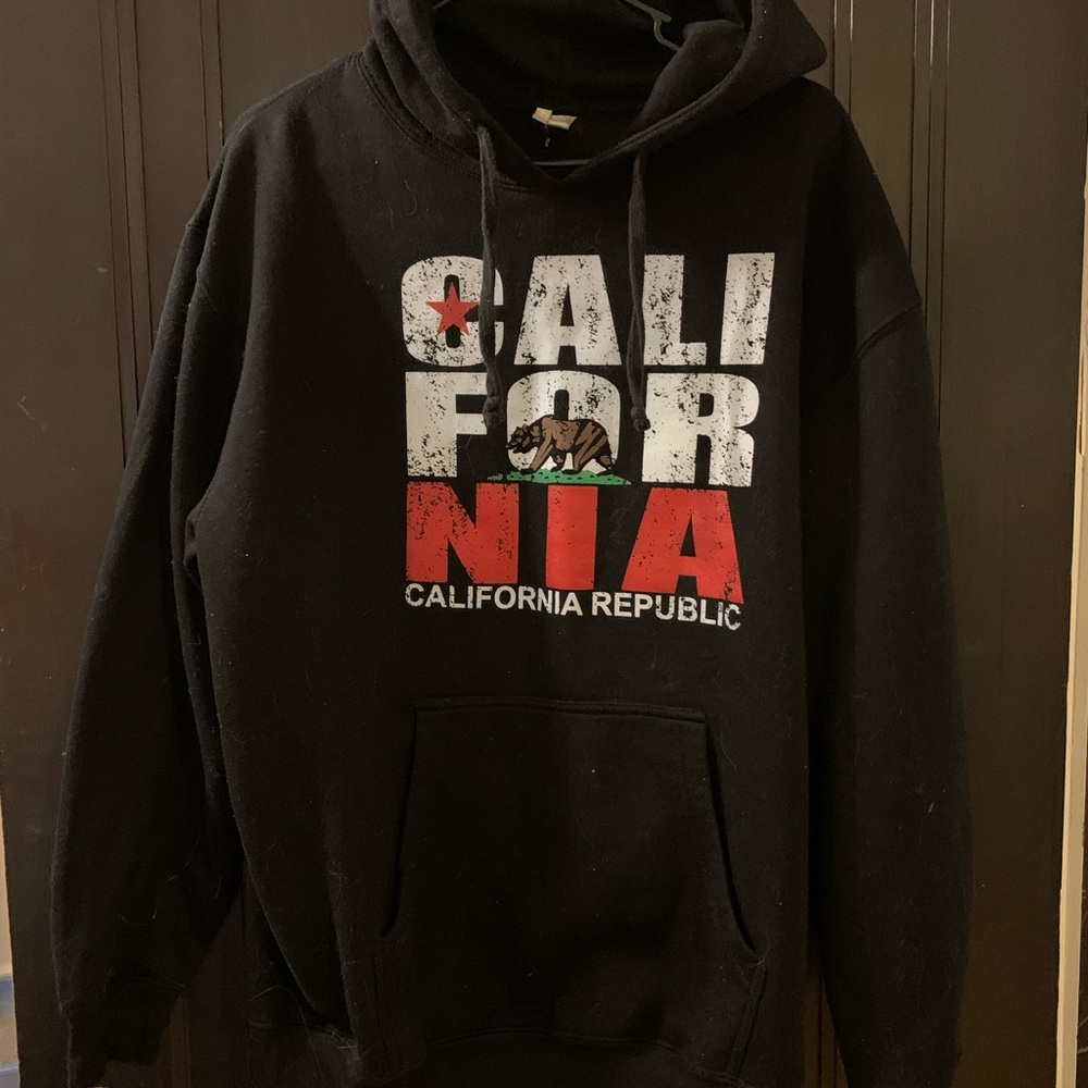 🛍 4/$20 🛍 Black California Republic Hoodie